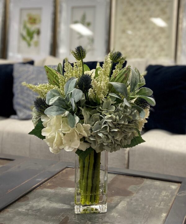 Mixed Floral Arrangement in Vase Mixed Floral Arrangement in Vase