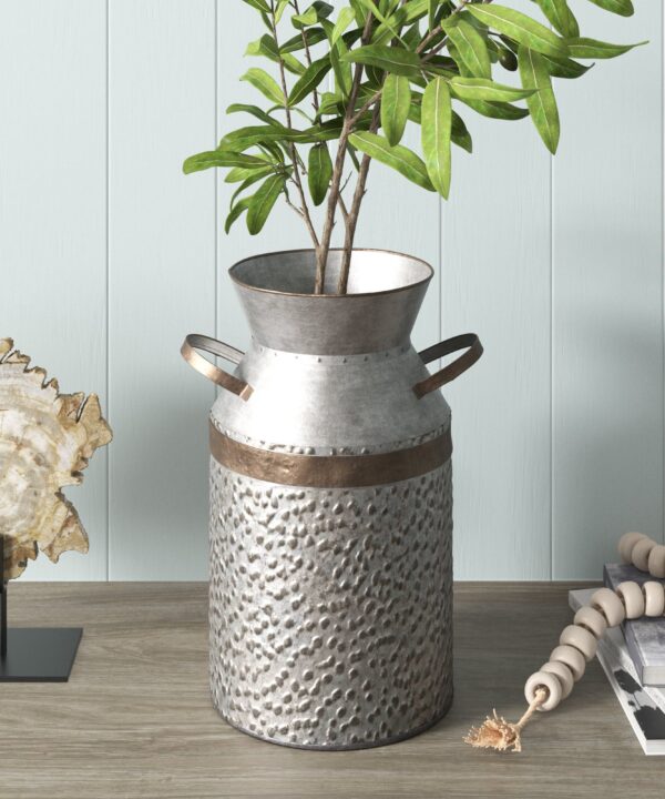 Elio Metal Table Vase Elio Metal Table Vase
